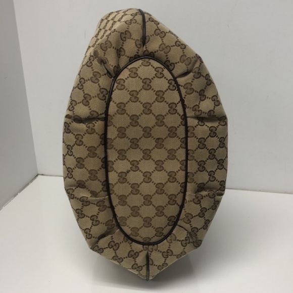 Gucci Natural Monogram Canvas Pelham Hobo Bag - Picture 4 of 14